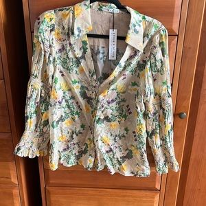 Alice + Olivia smocked tiered sleeve blouse size Large, NWT